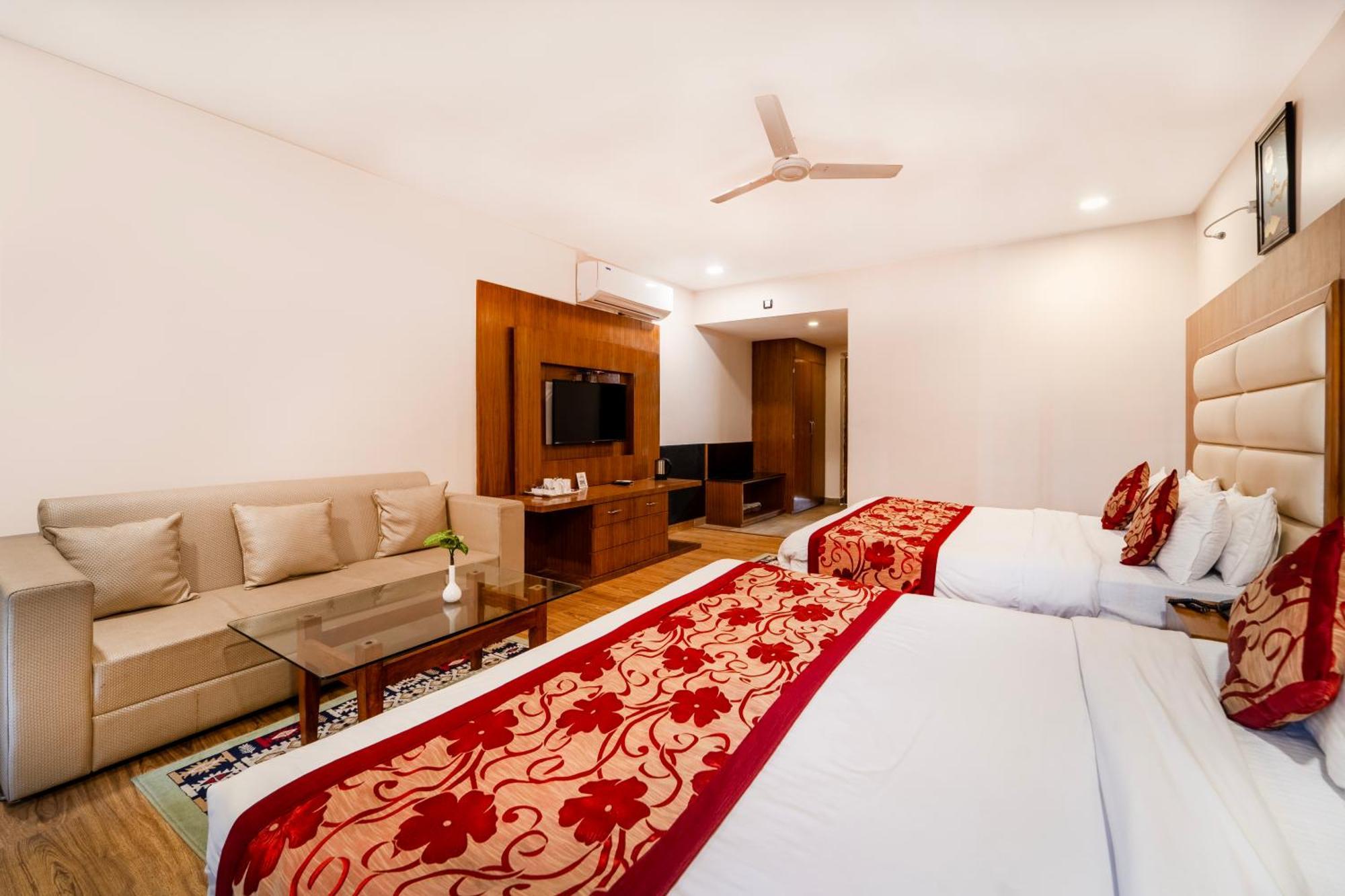 Rama Trident, Katra Hotel Eksteriør billede