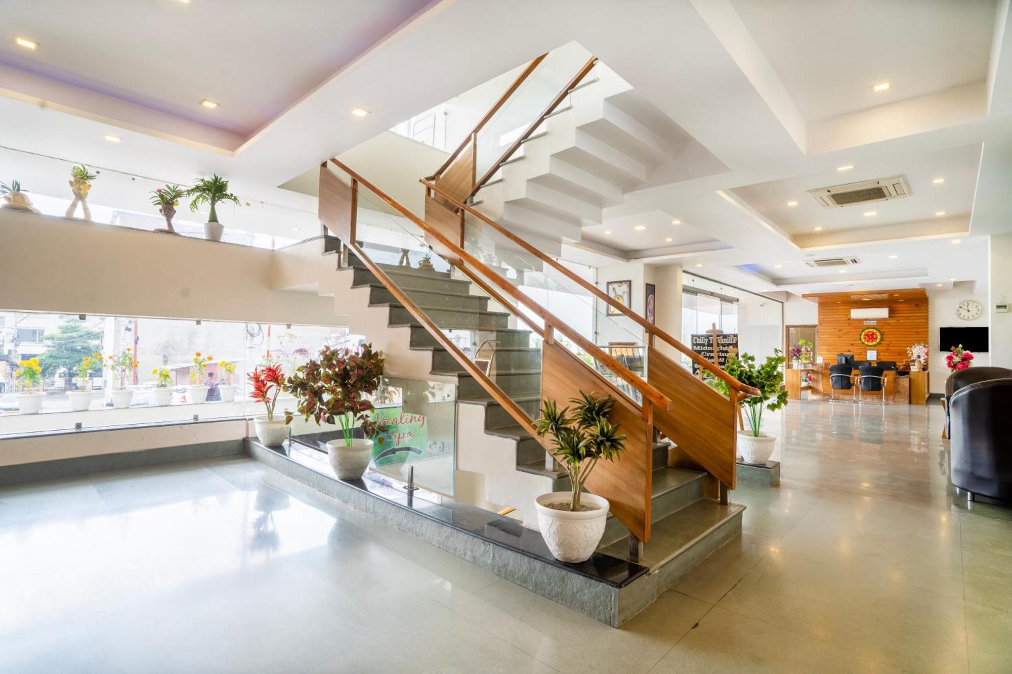 Rama Trident, Katra Hotel Eksteriør billede