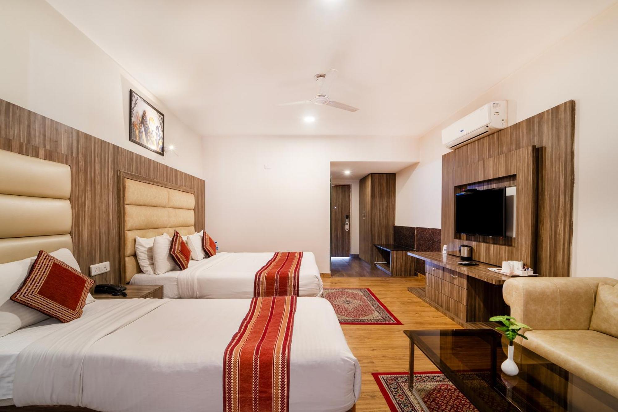 Rama Trident, Katra Hotel Eksteriør billede