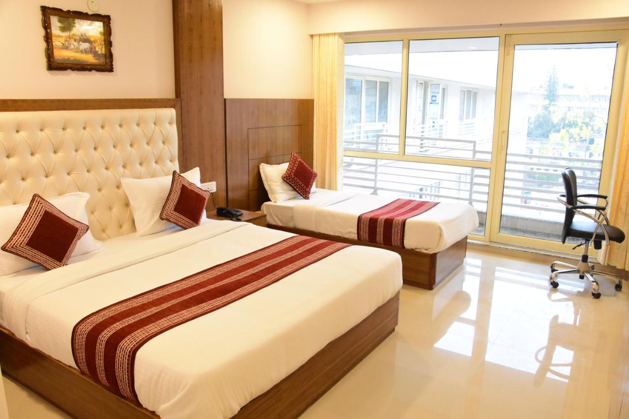 Rama Trident, Katra Hotel Eksteriør billede